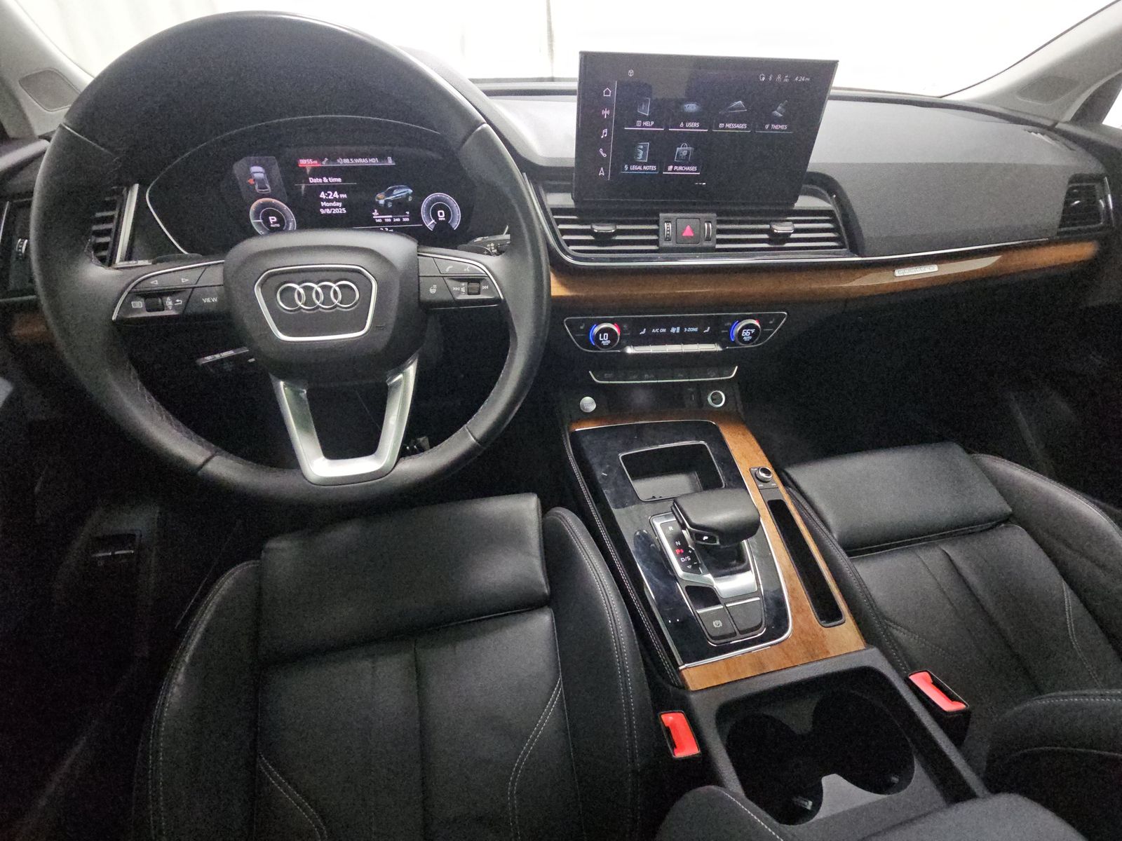 2023 Audi Q5 e Plug-In Hybrid S line Premium Plus AWD