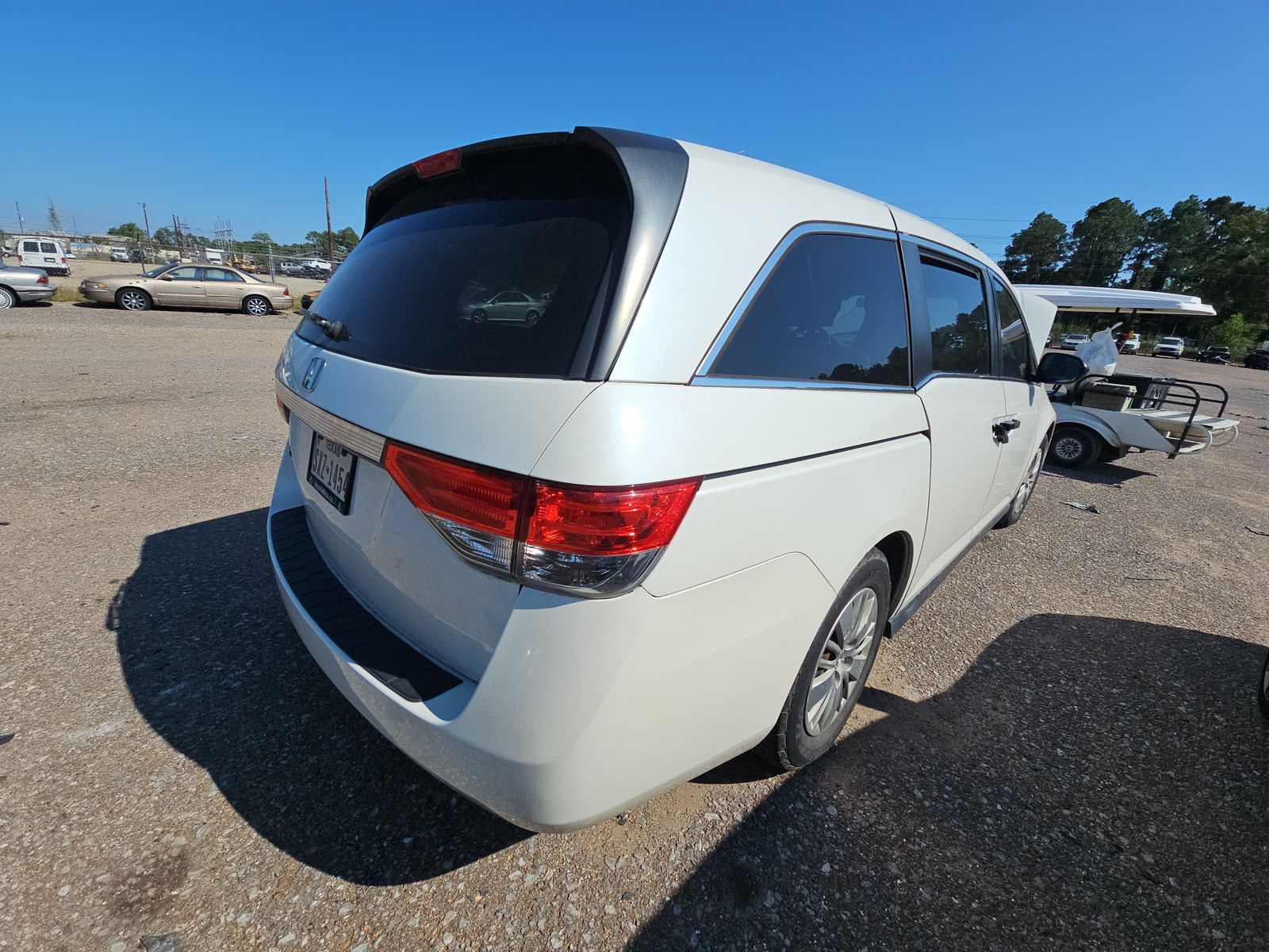 2015 Honda Odyssey LX FWD
