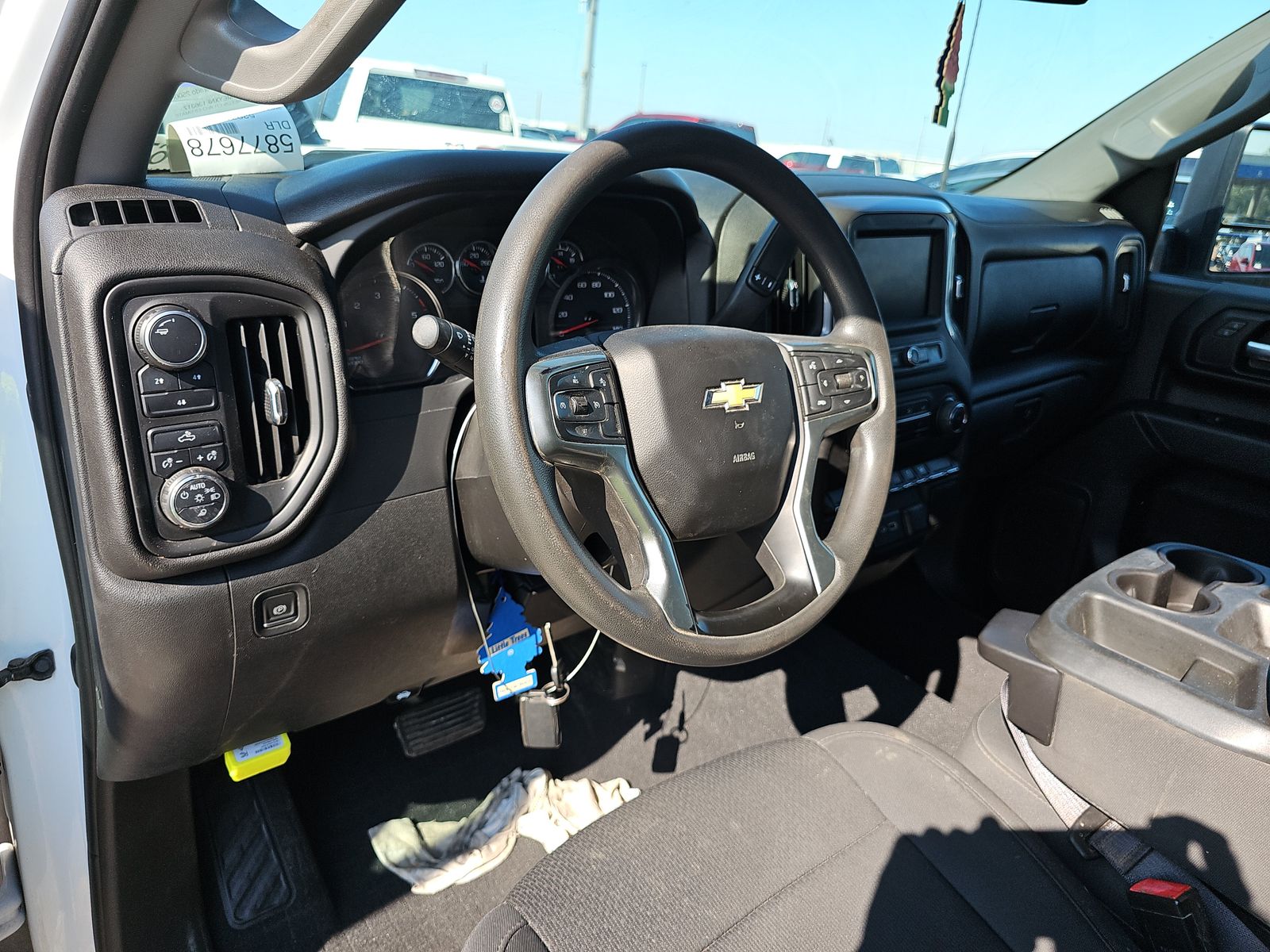 2022 Chevrolet Silverado 2500HD Custom AWD