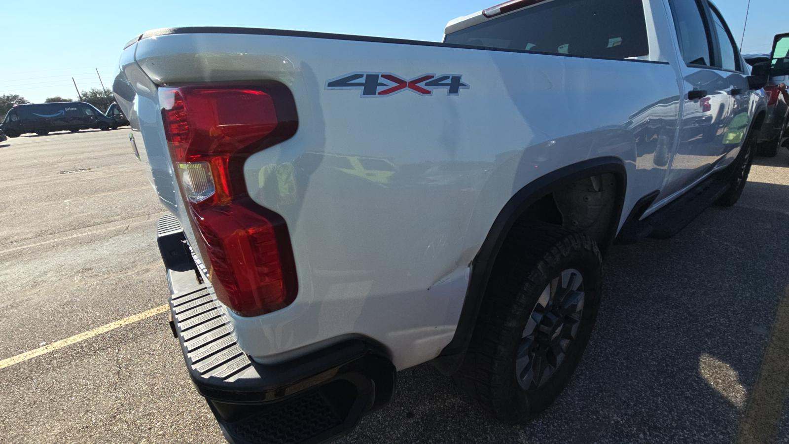 2022 Chevrolet Silverado 2500HD Custom AWD