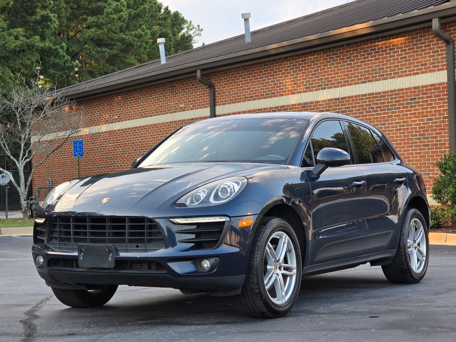 2016 Porsche Macan S