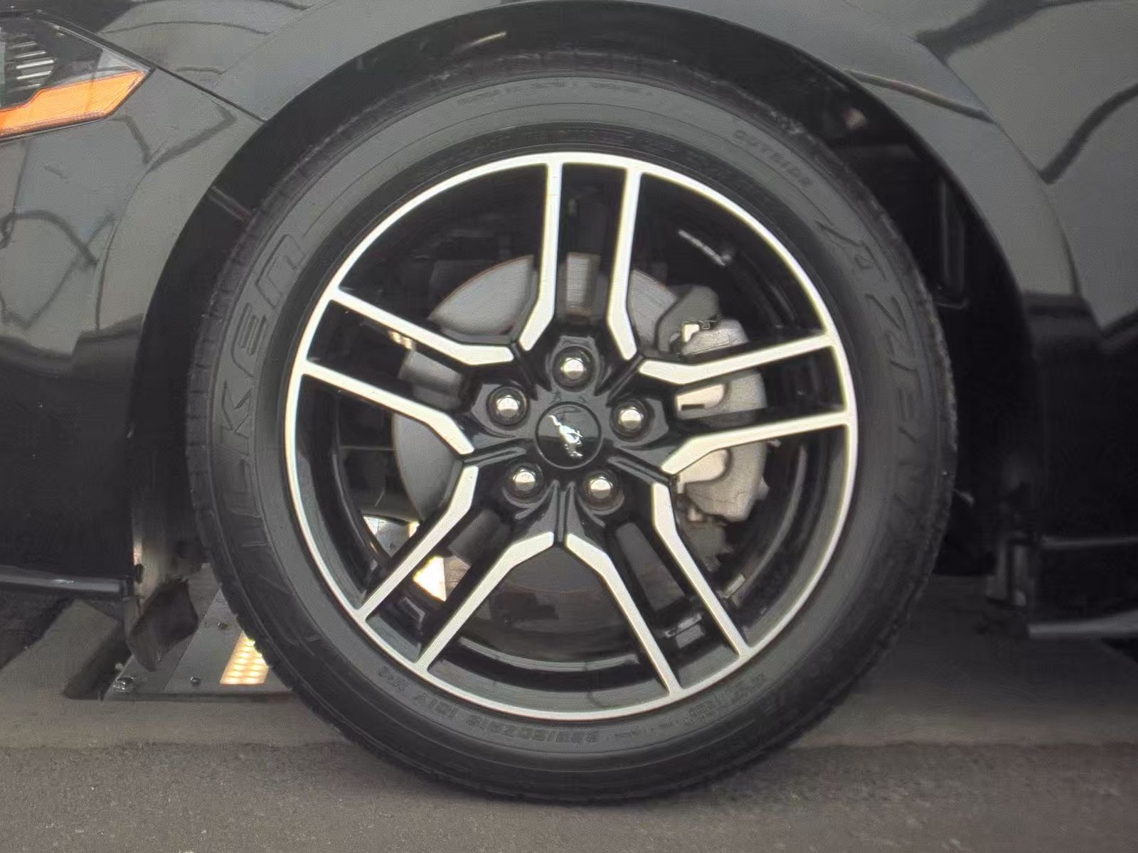 2018 Ford Mustang EcoBoost Premium RWD