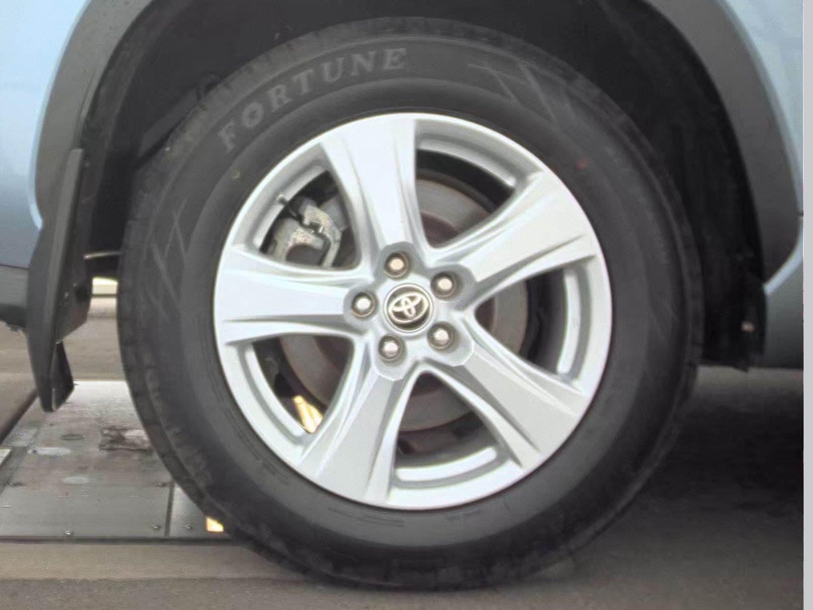 2020 Toyota Highlander Hybrid LE AWD