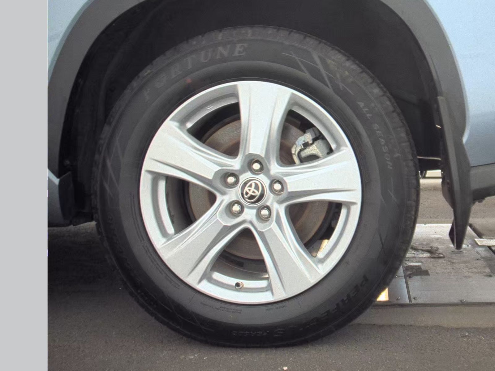 2020 Toyota Highlander Hybrid LE AWD