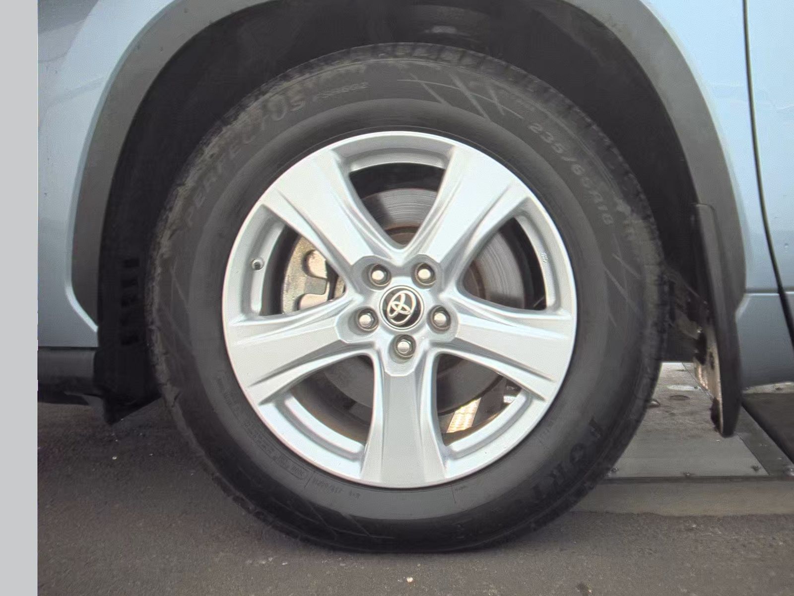 2020 Toyota Highlander Hybrid LE AWD