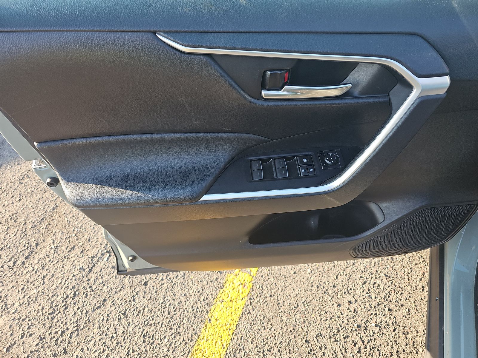 2022 Toyota RAV4 XLE AWD