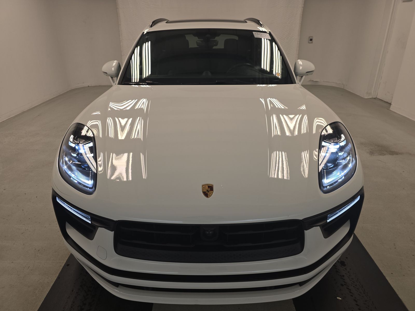 2023 Porsche Macan S AWD
