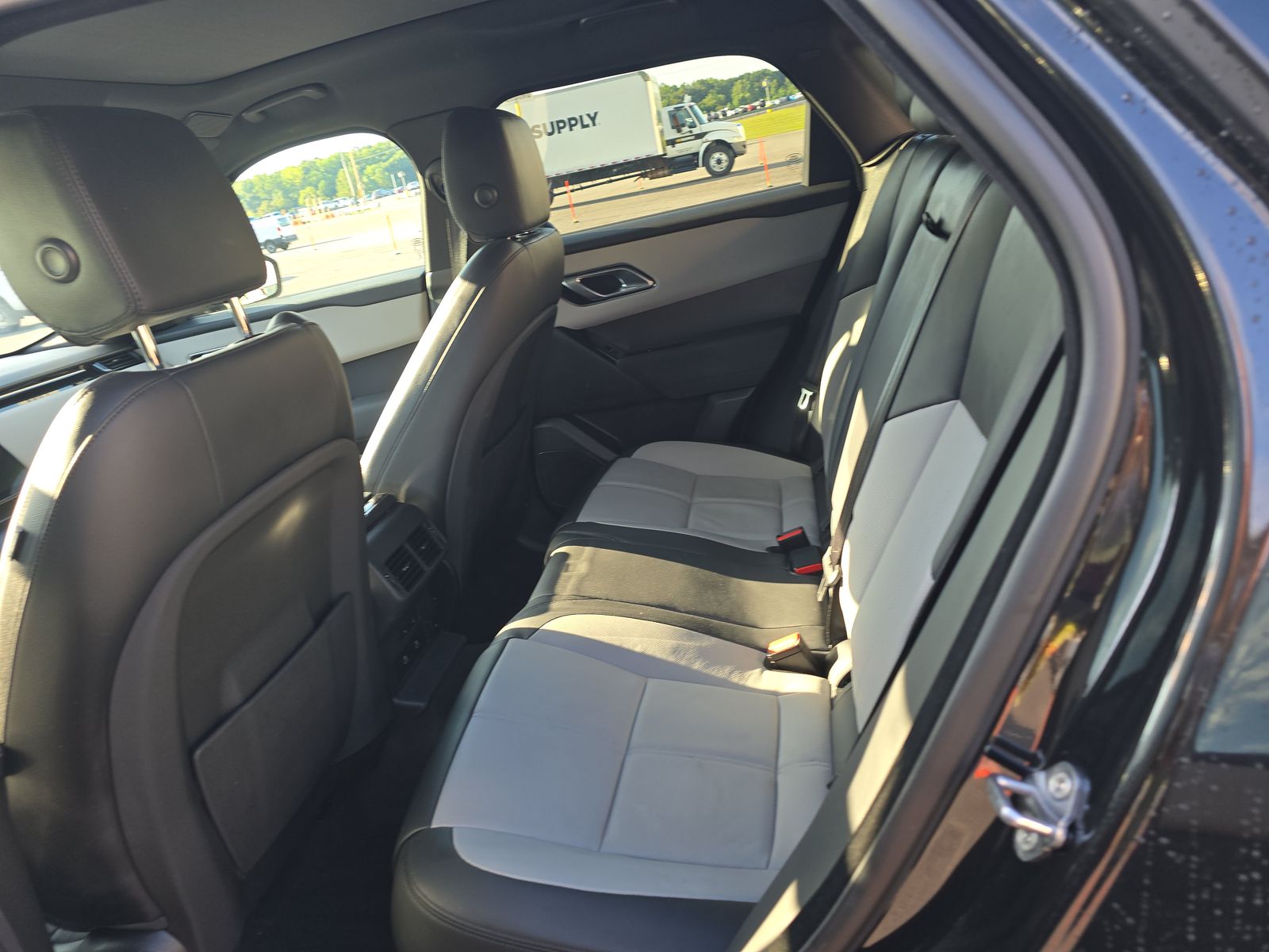 2024 Land Rover Range Rover Velar Dynamic SE AWD