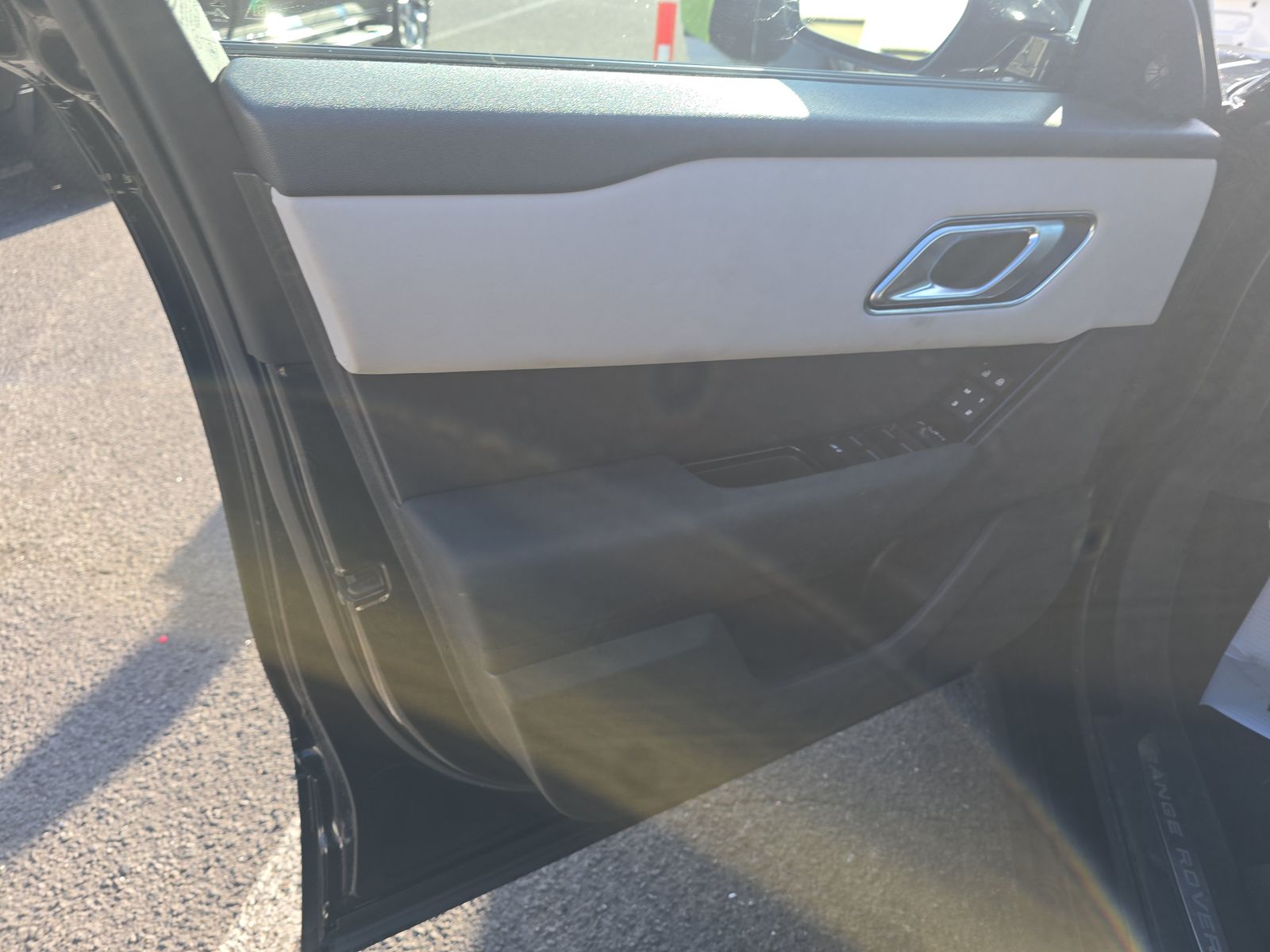 2024 Land Rover Range Rover Velar Dynamic SE AWD