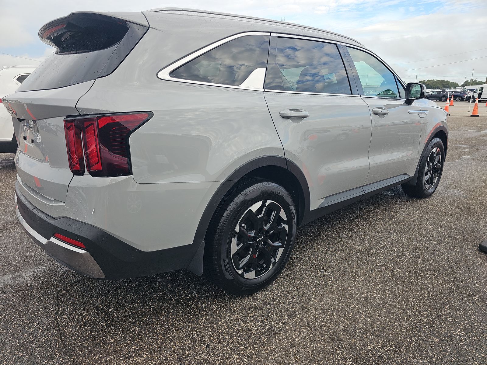 2025 Kia Sorento S FWD