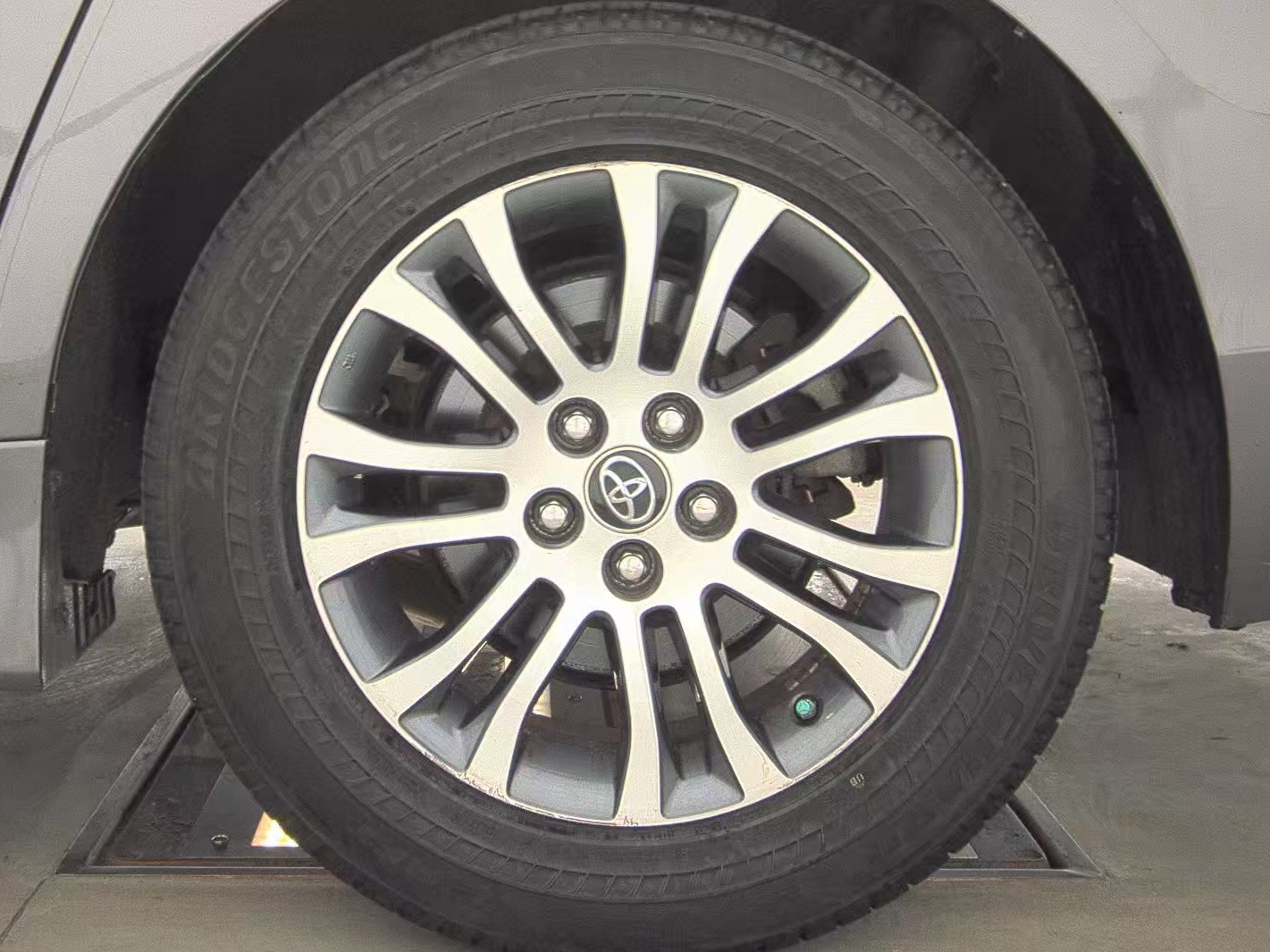 2019 Toyota Sienna XLE FWD
