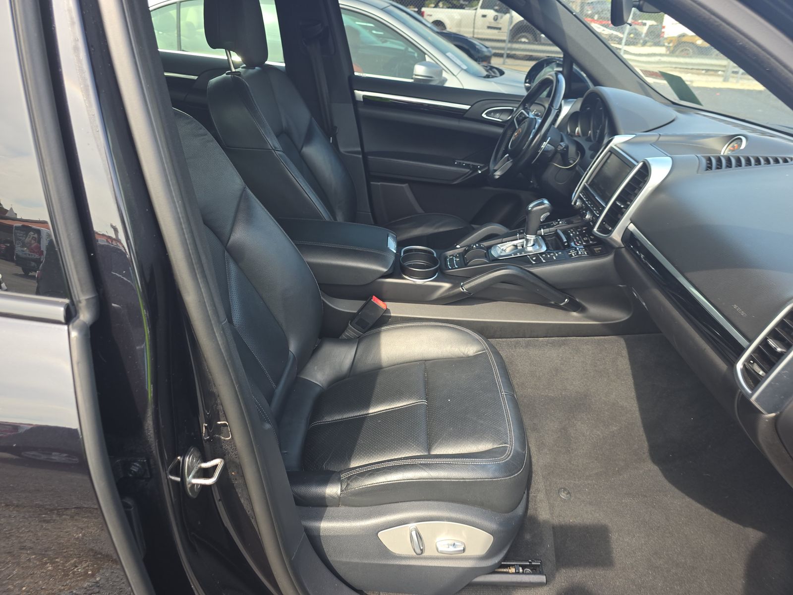 2016 Porsche Cayenne Base AWD