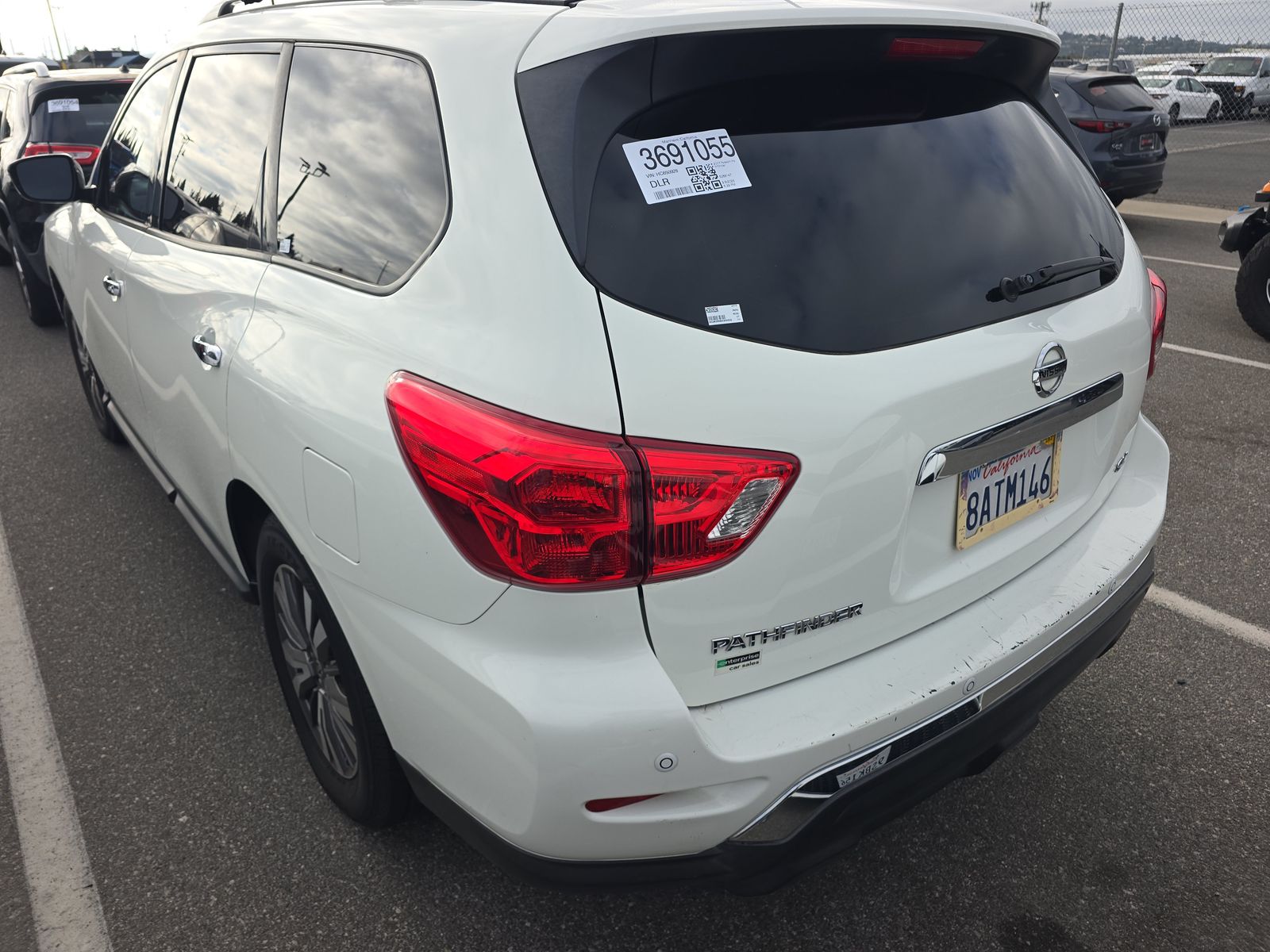 2017 Nissan Pathfinder SV FWD