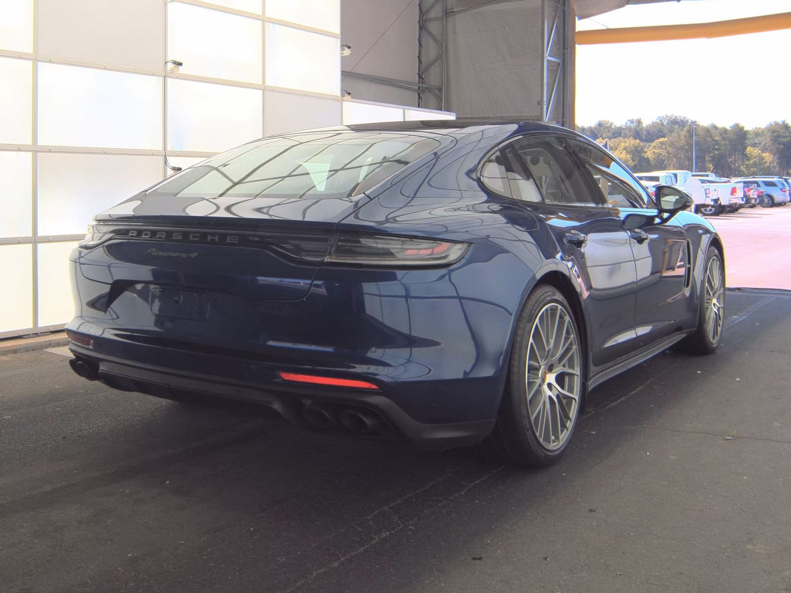 2023 Porsche Panamera 4 Platinum Edition AWD