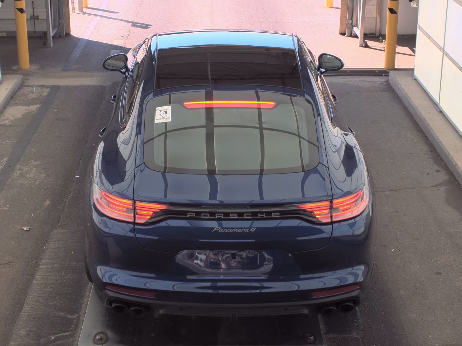 2023 Porsche Panamera 4 Platinum Edition AWD