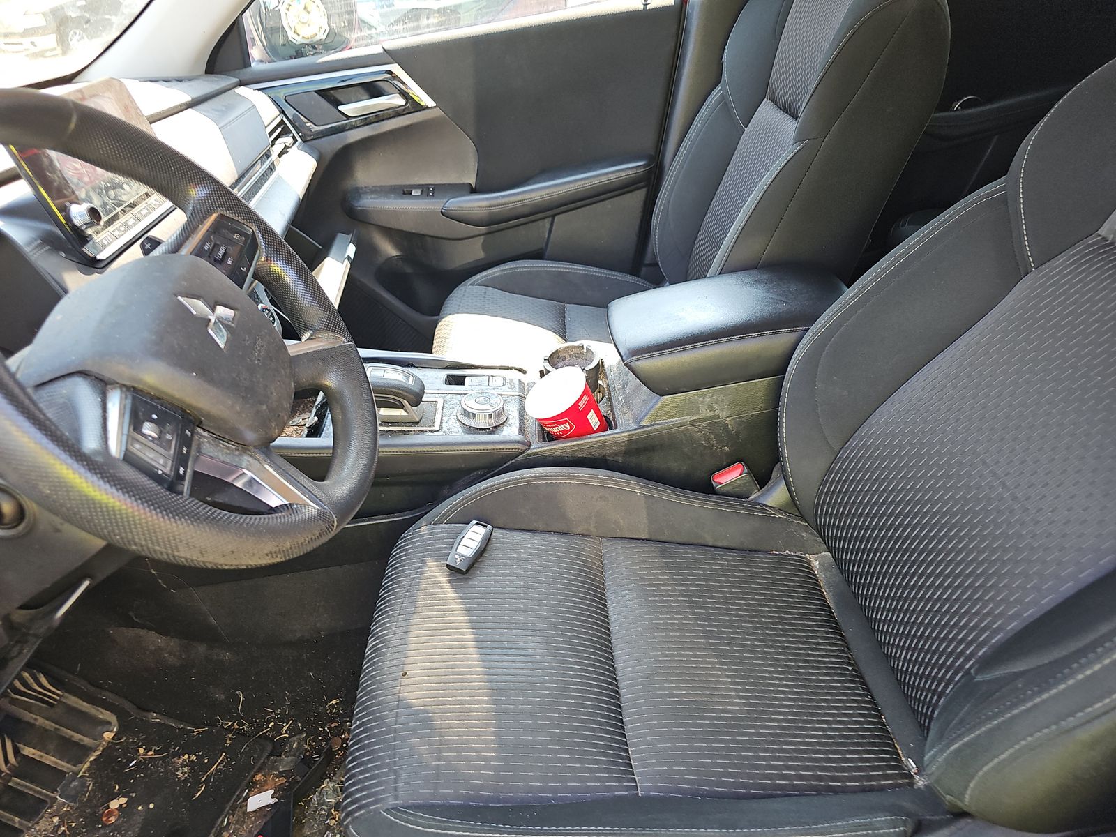 2023 Mitsubishi Outlander ES FWD