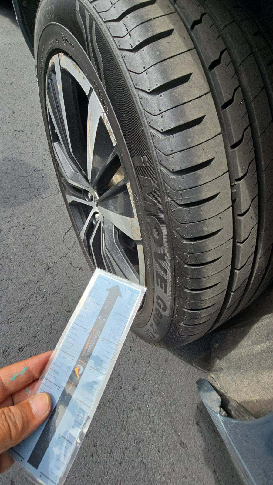 2023 Volvo XC60 B5 Plus AWD