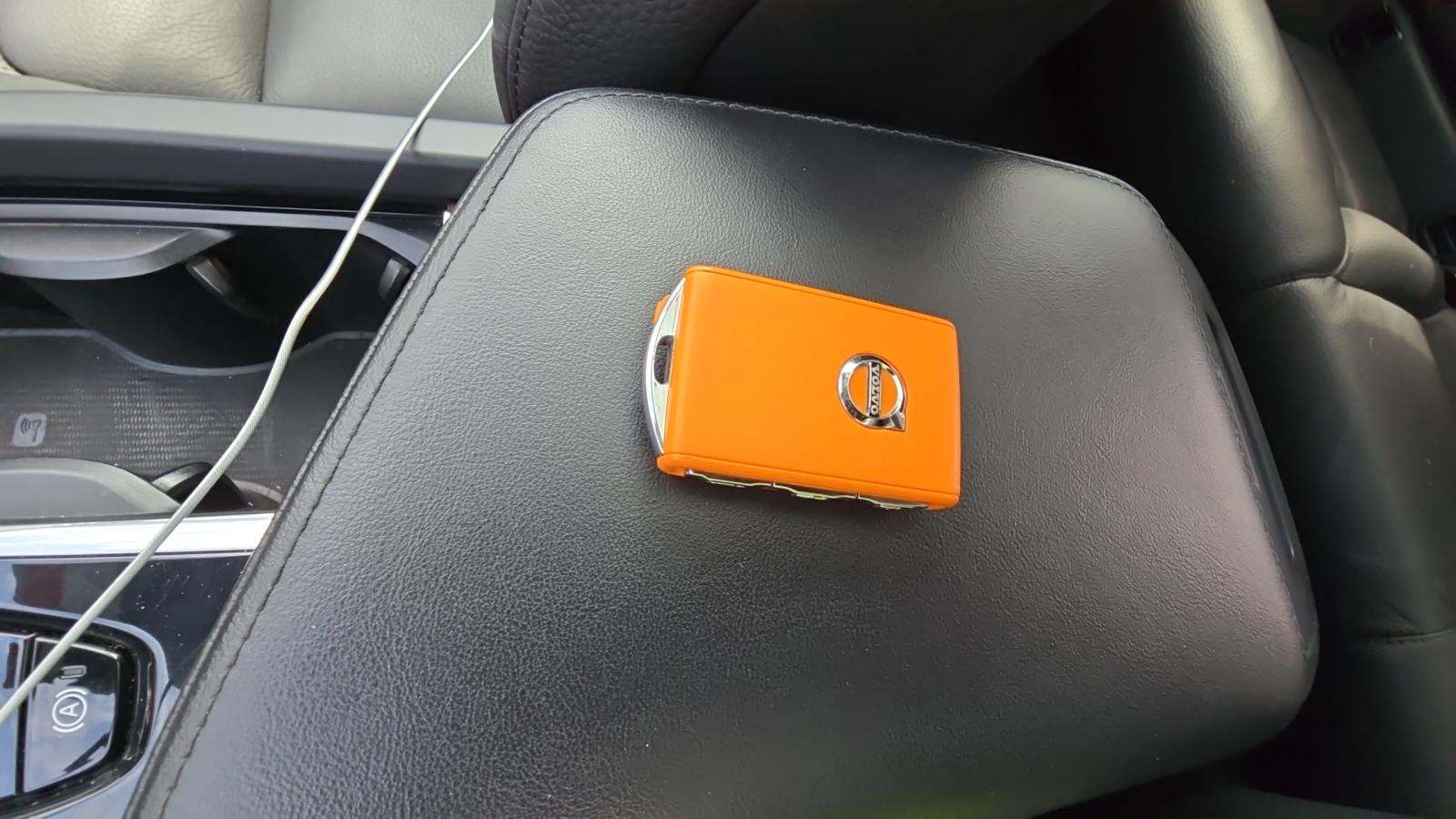 2023 Volvo XC60 B5 Plus AWD