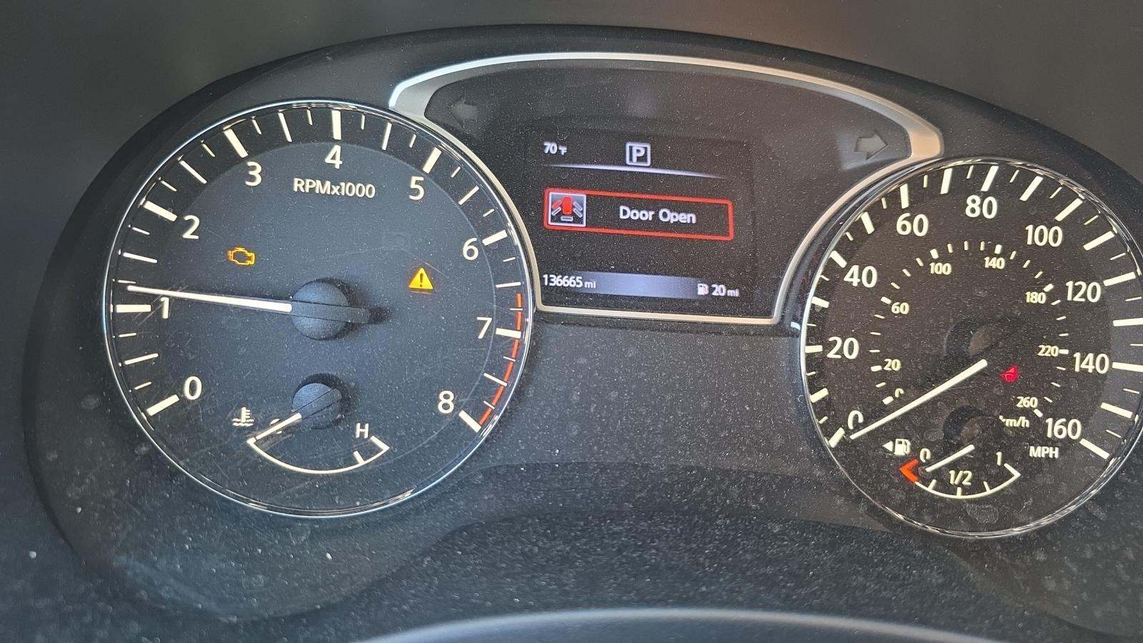 2017 Nissan Pathfinder SV FWD