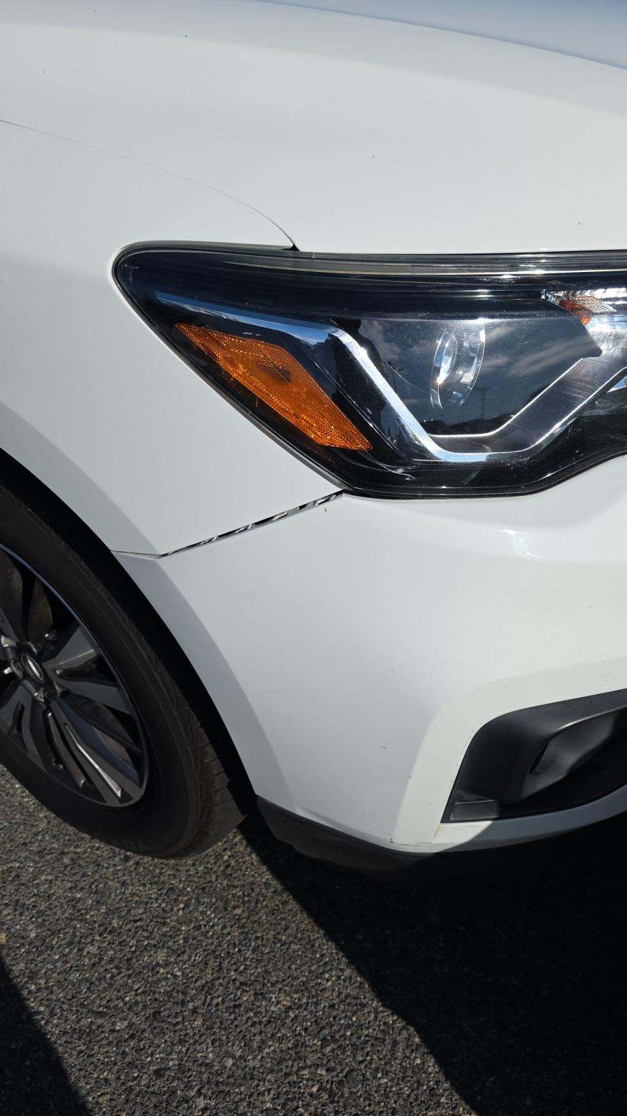 2017 Nissan Pathfinder SV FWD