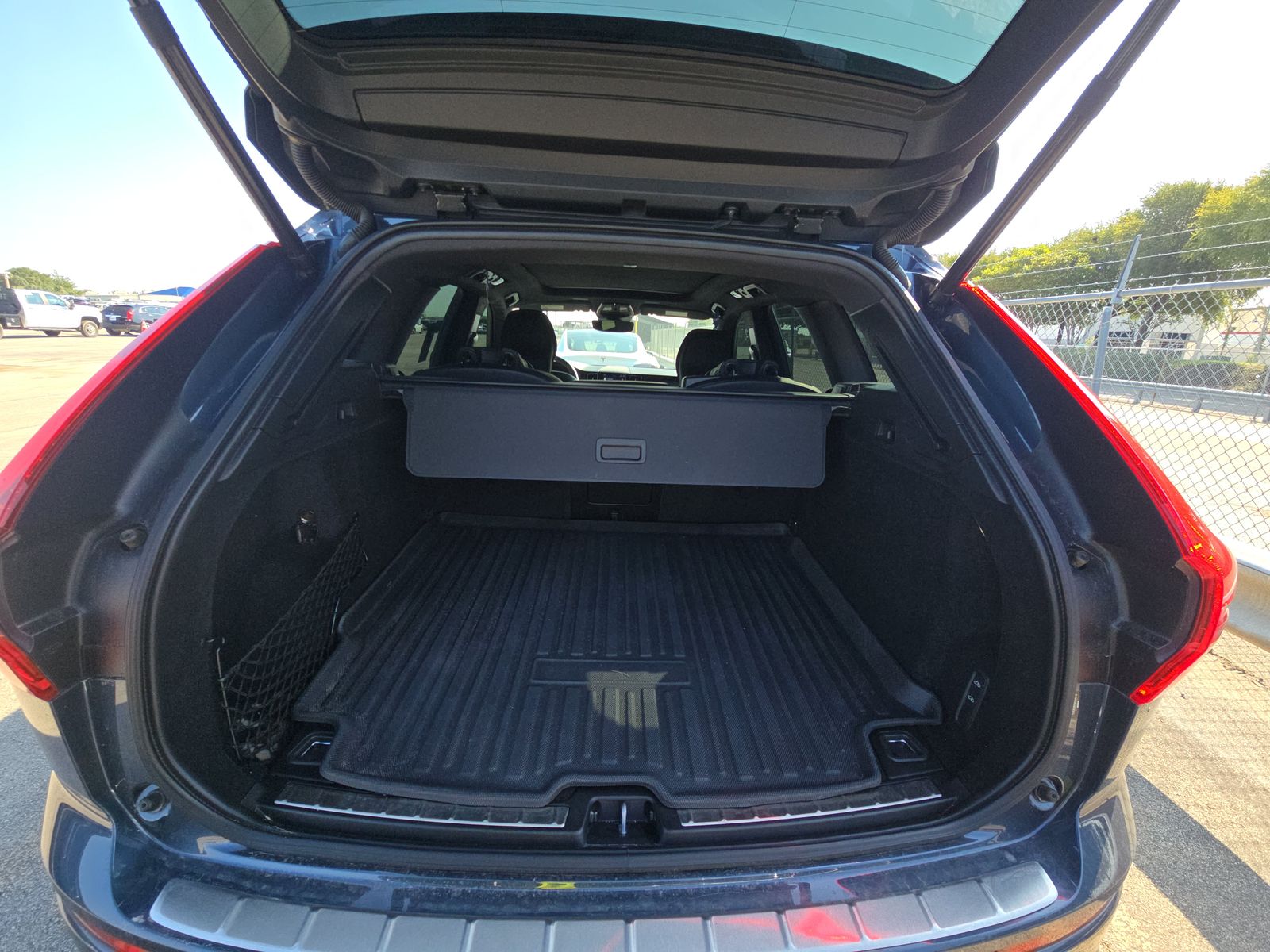 2022 Volvo XC60 B6 R-Design AWD