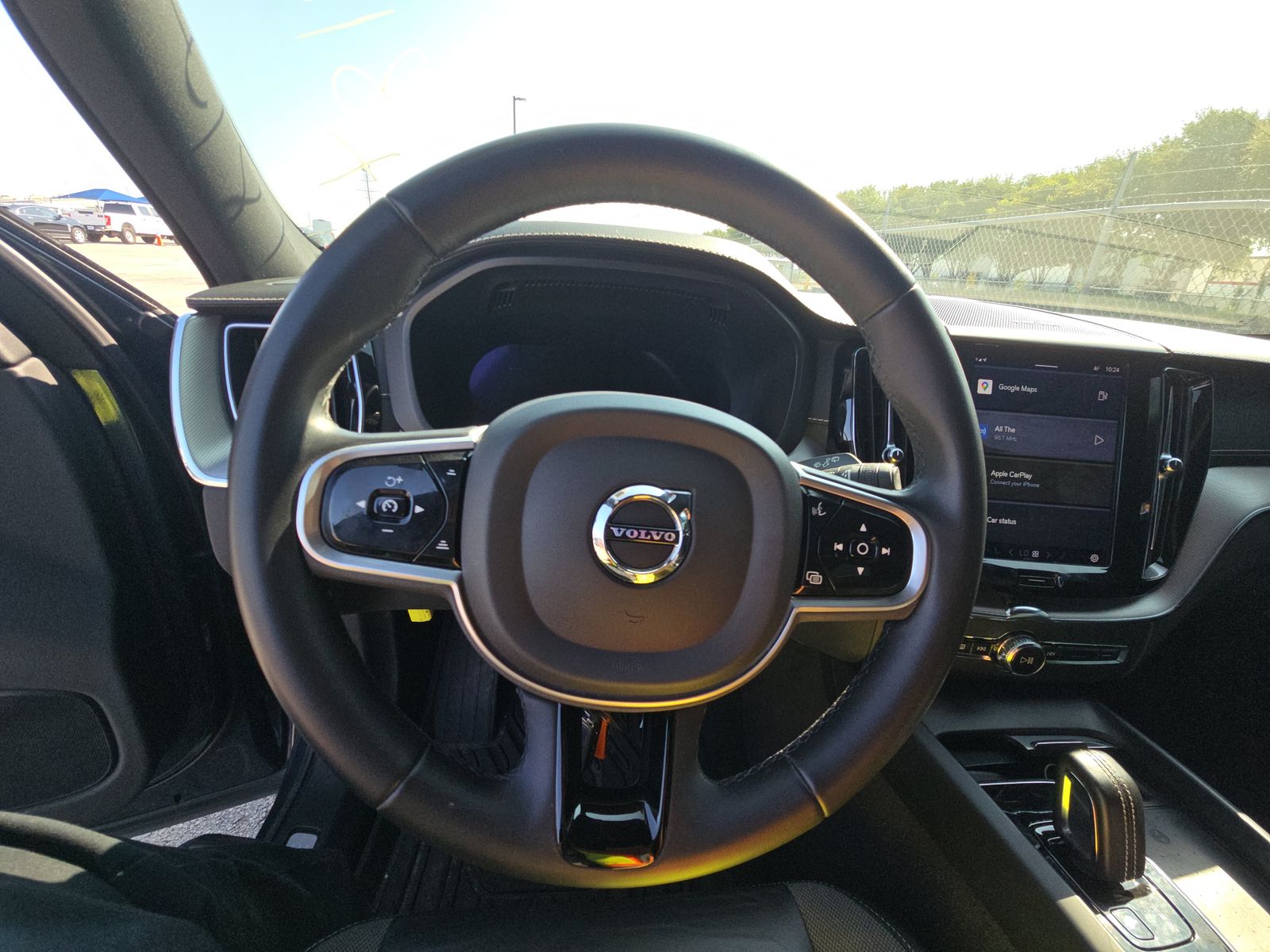 2022 Volvo XC60 B6 R-Design AWD