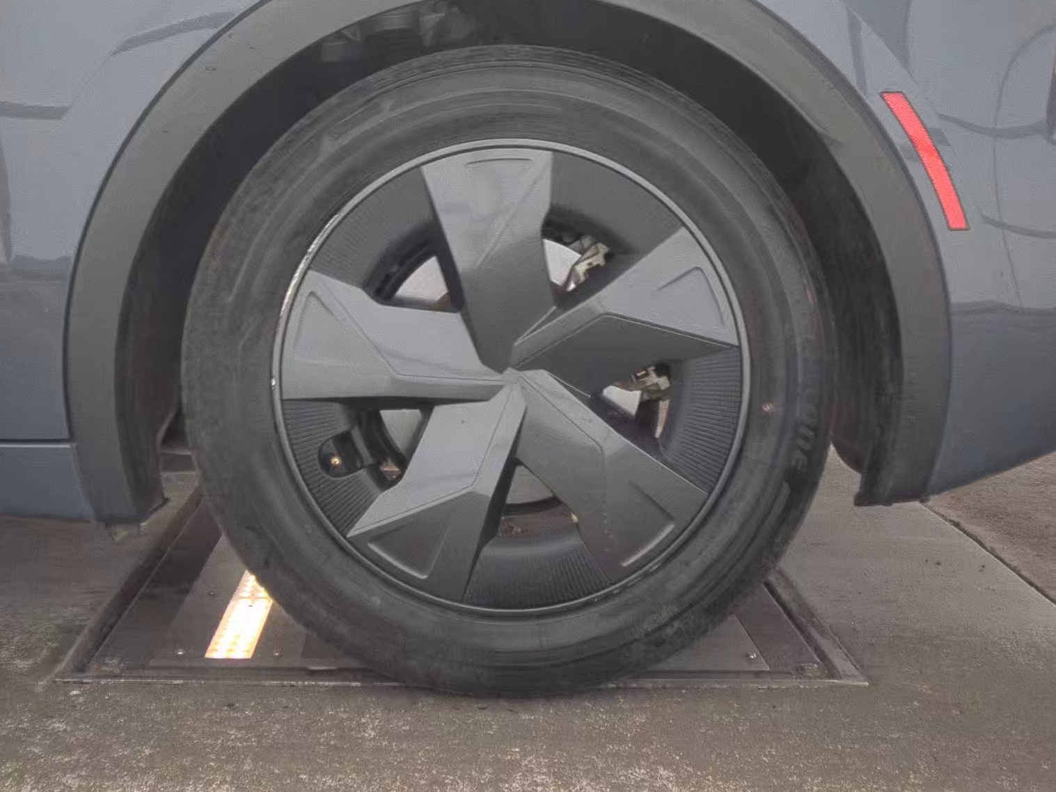 2024 Toyota Prius LE FWD