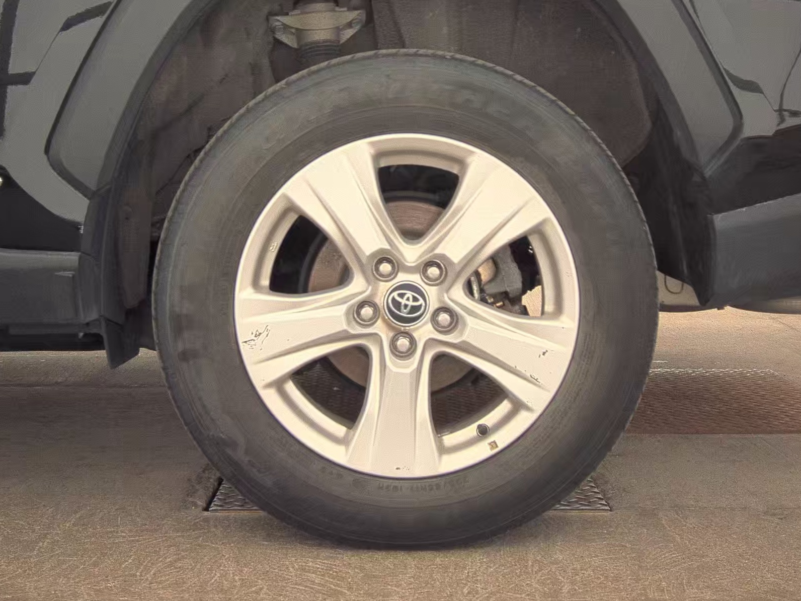 2021 Toyota RAV4 Hybrid XLE AWD