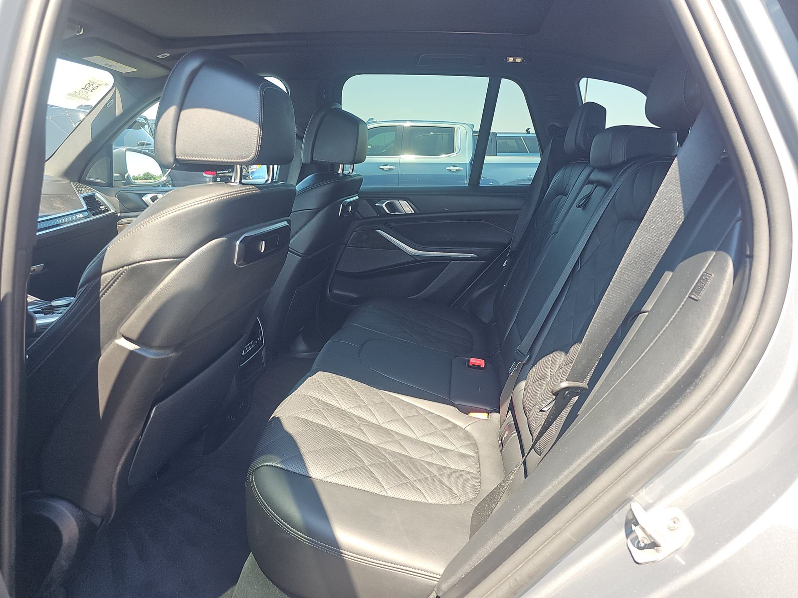 2025 BMW X5 xDrive40i AWD