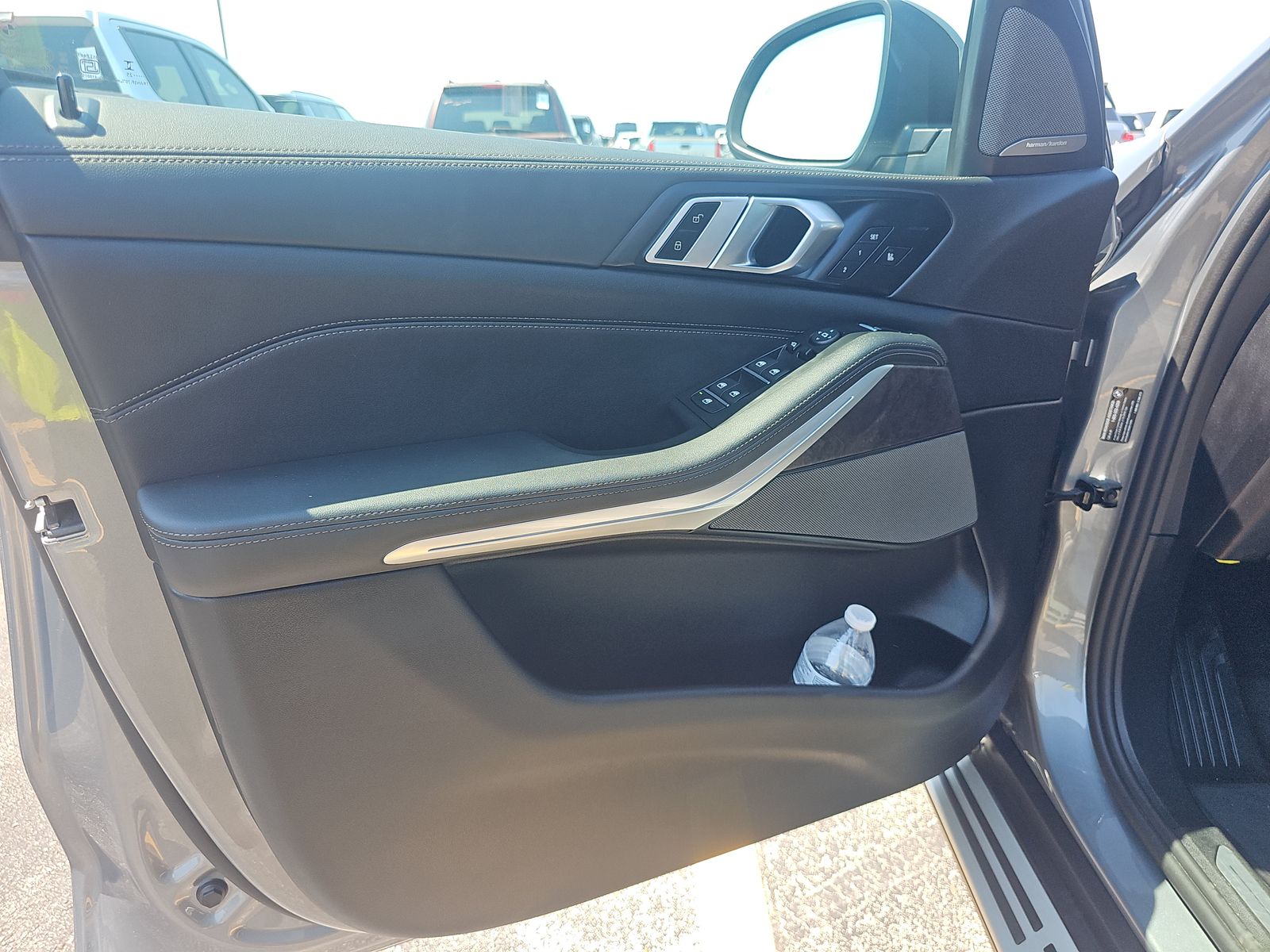 2025 BMW X5 xDrive40i AWD