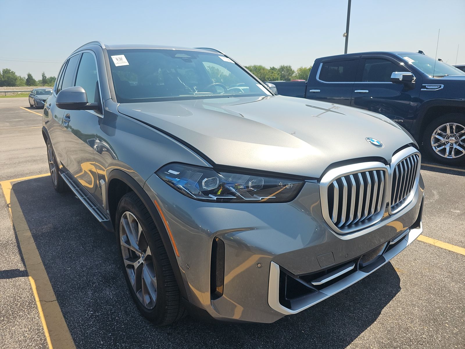 2025 BMW X5 xDrive40i AWD