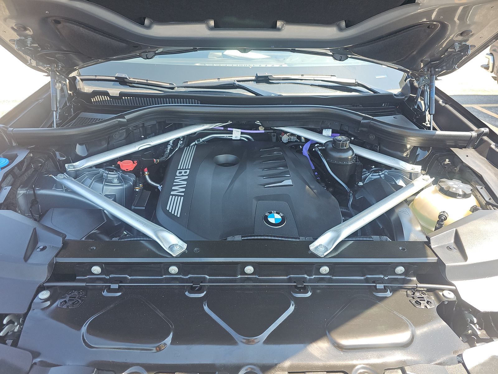 2025 BMW X5 xDrive40i AWD