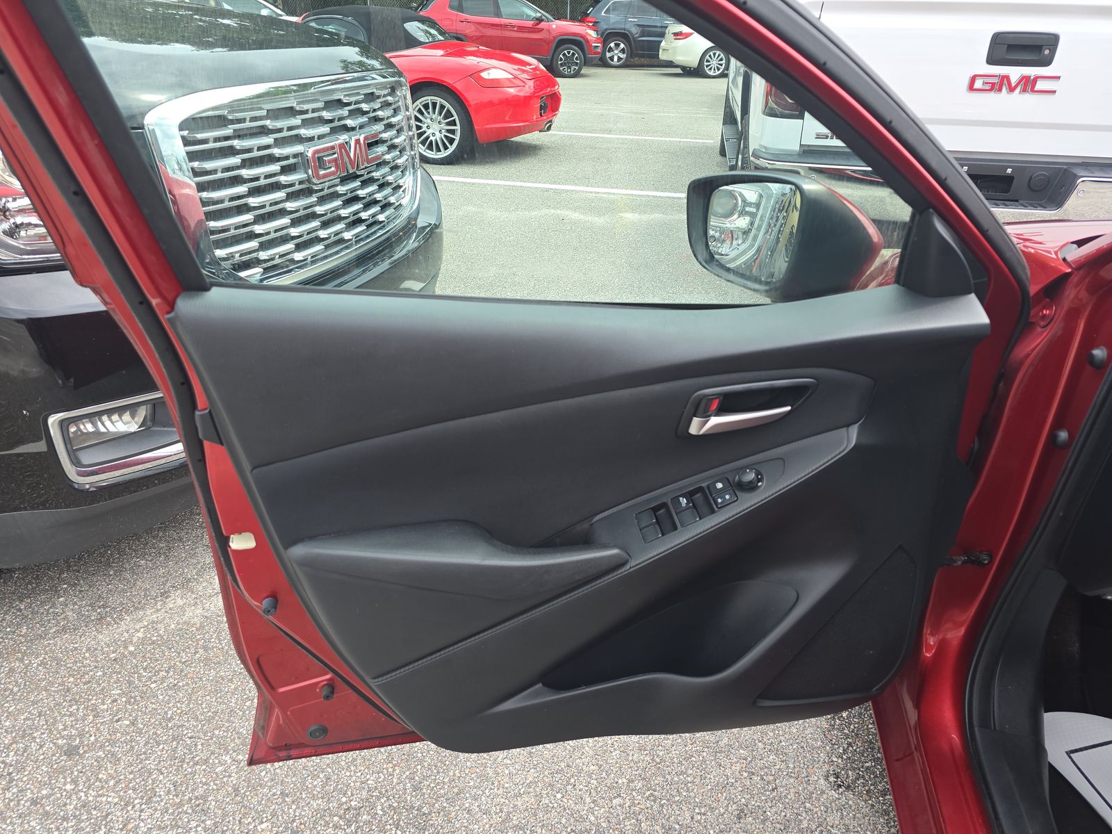 2019 Toyota Yaris LE FWD