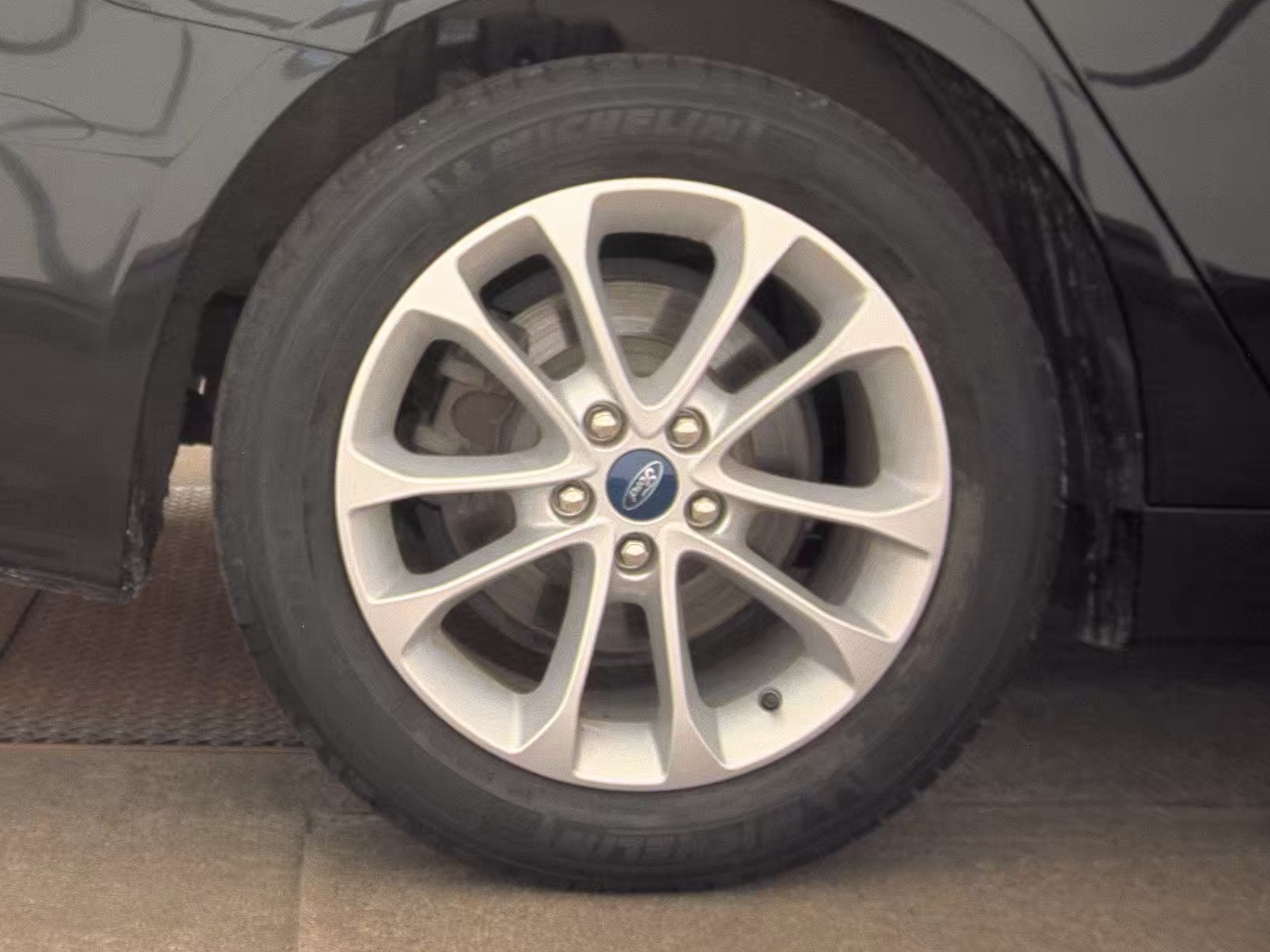 2020 Ford Fusion SE FWD