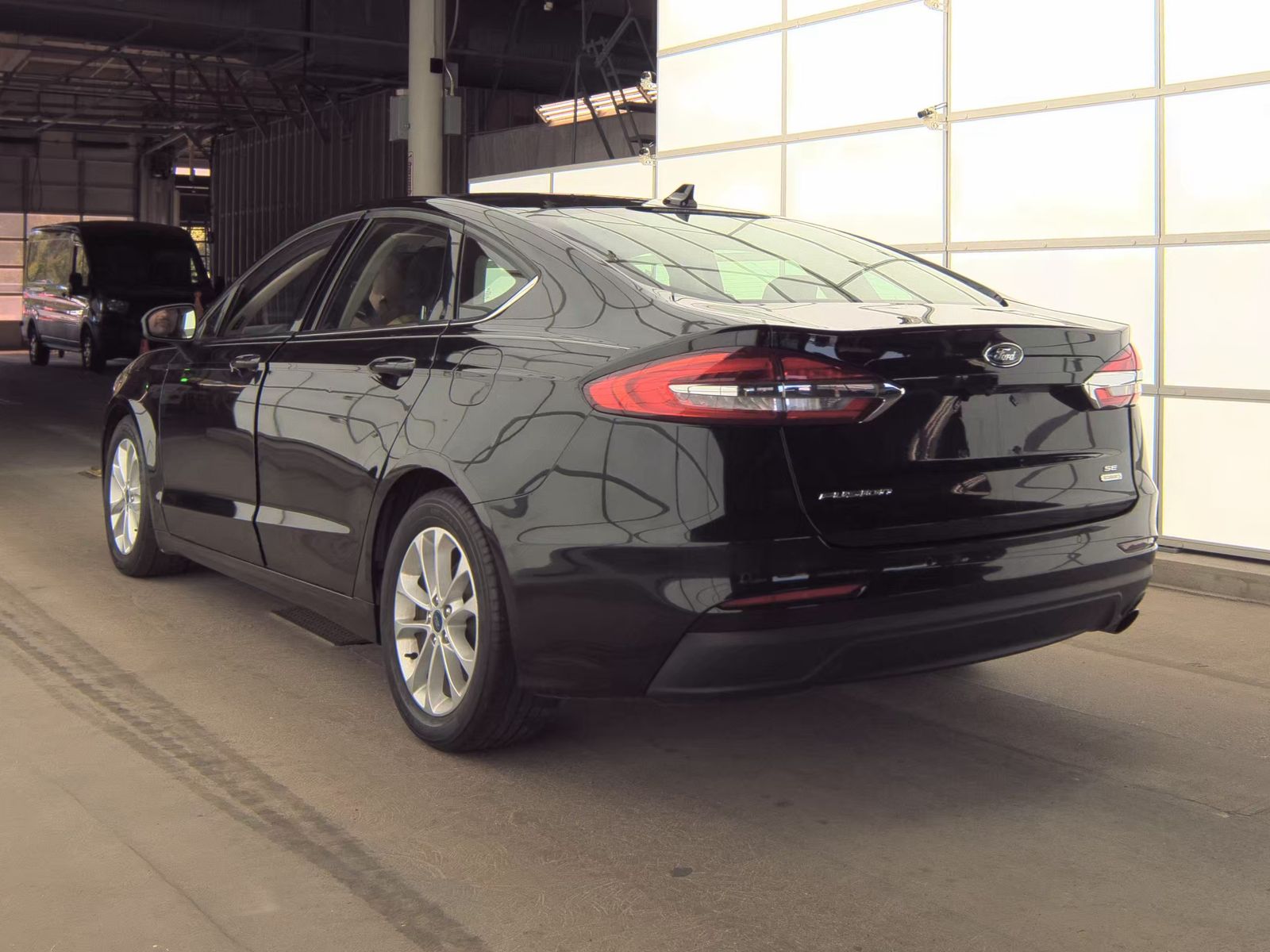 2020 Ford Fusion SE FWD