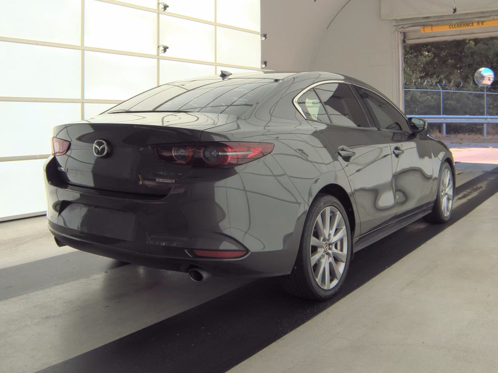 2019 MAZDA MAZDA3 Base FWD