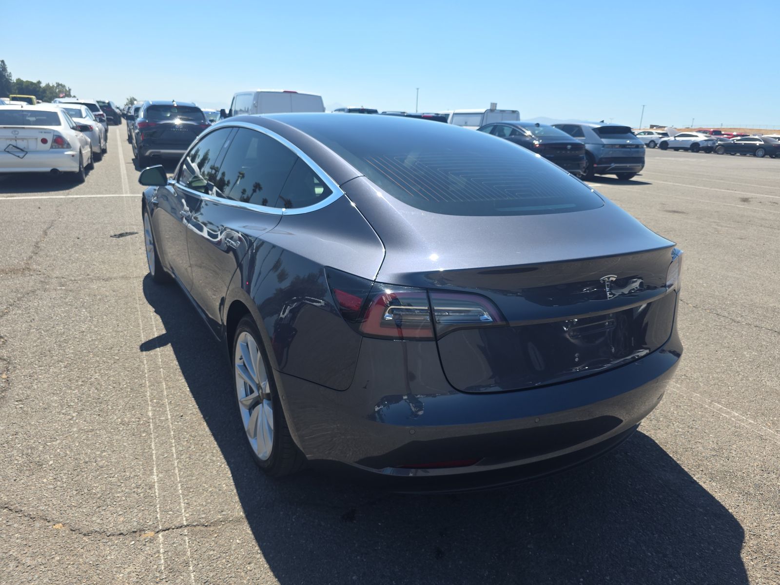 2018 Tesla Model 3 Mid Range FWD