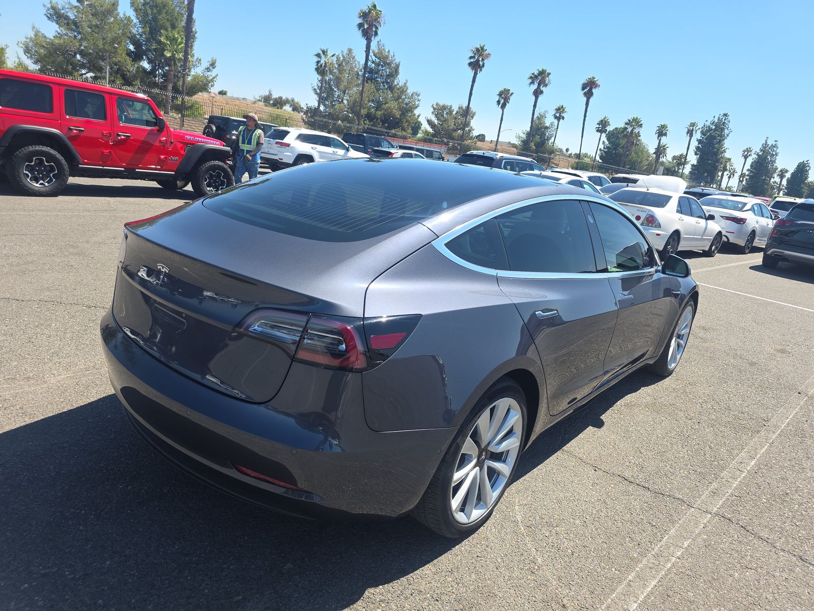 2018 Tesla Model 3 Mid Range FWD