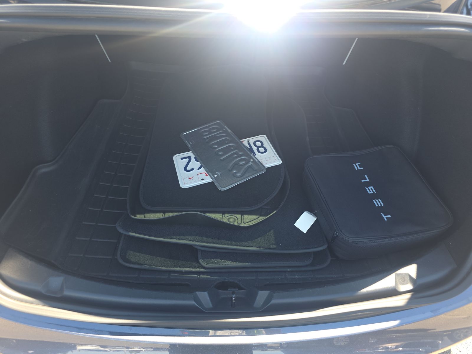 2018 Tesla Model 3 Mid Range FWD