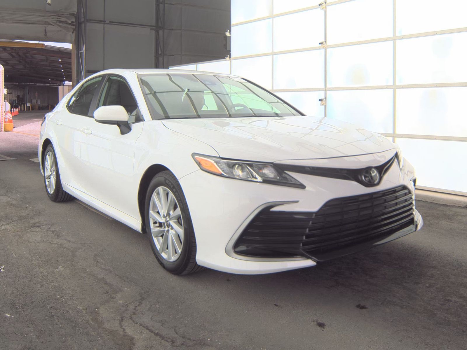 2023 Toyota Camry LE FWD