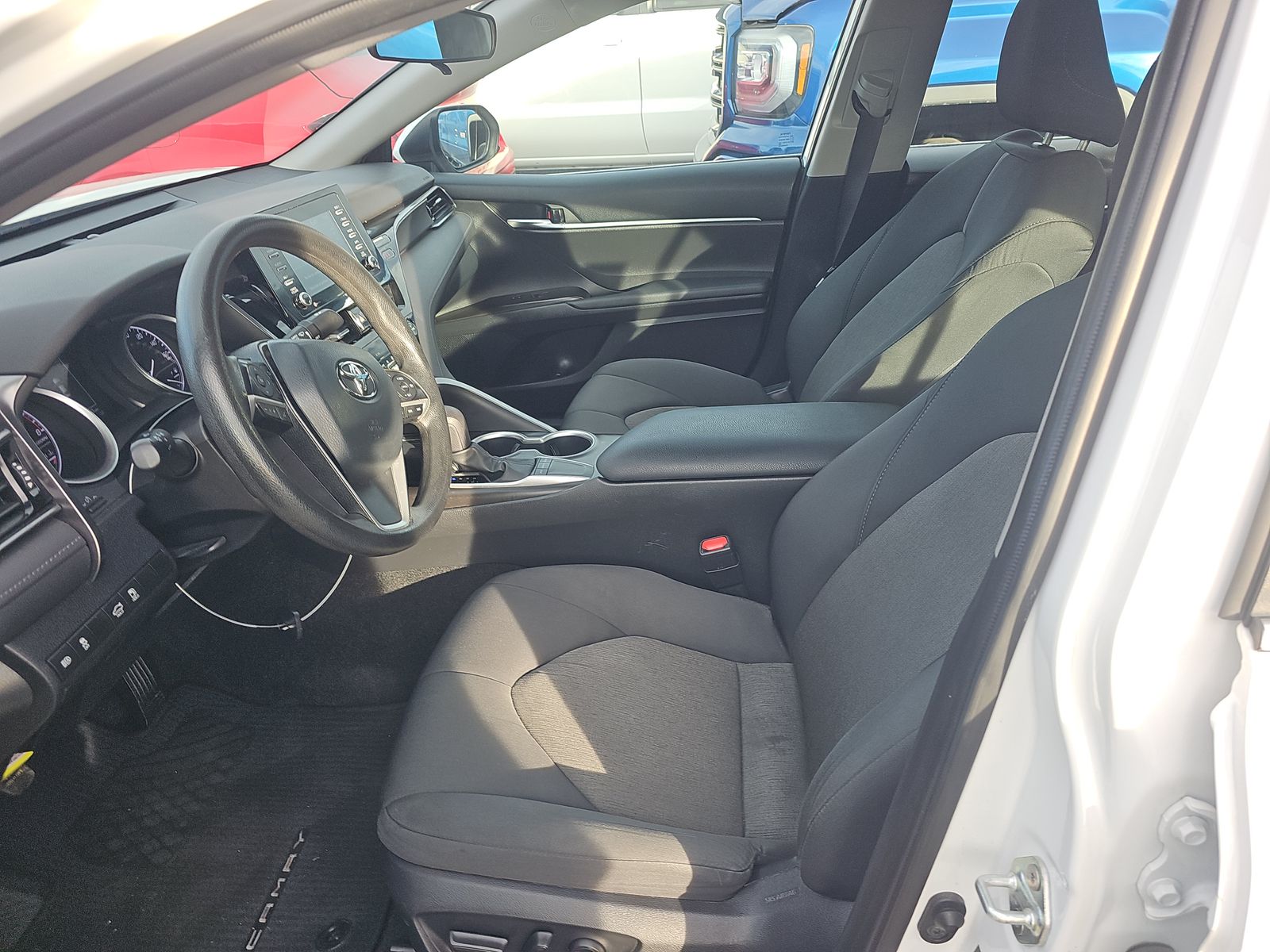 2023 Toyota Camry LE FWD