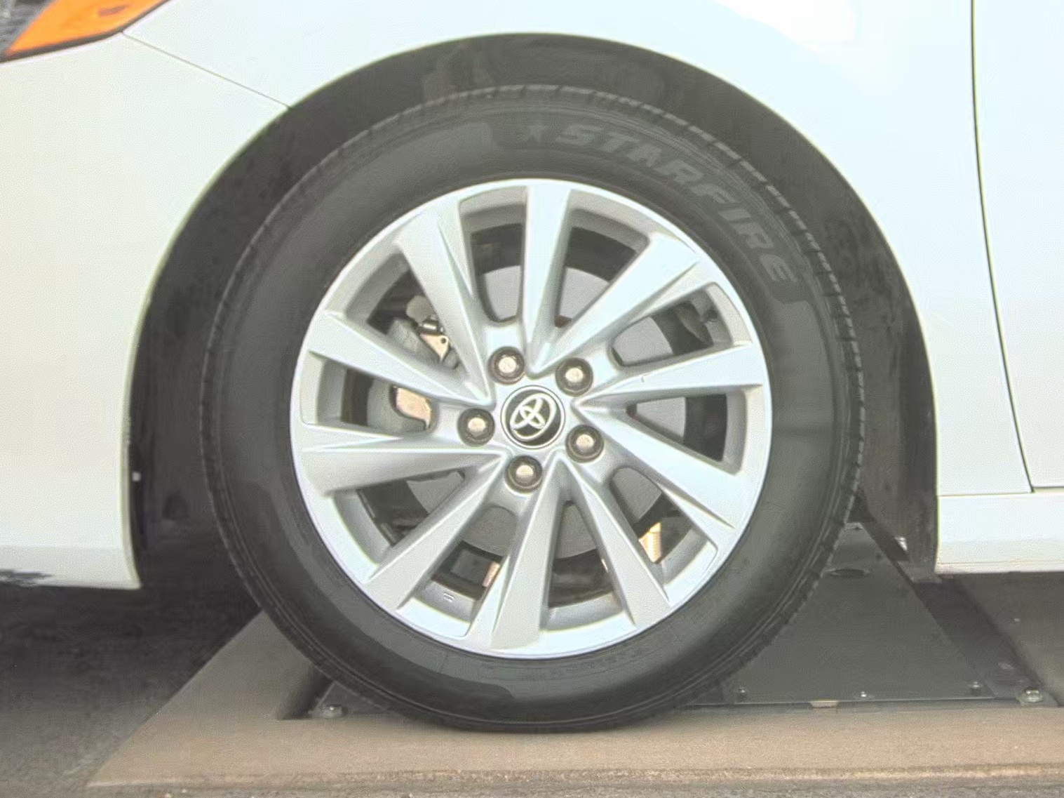 2023 Toyota Camry LE FWD