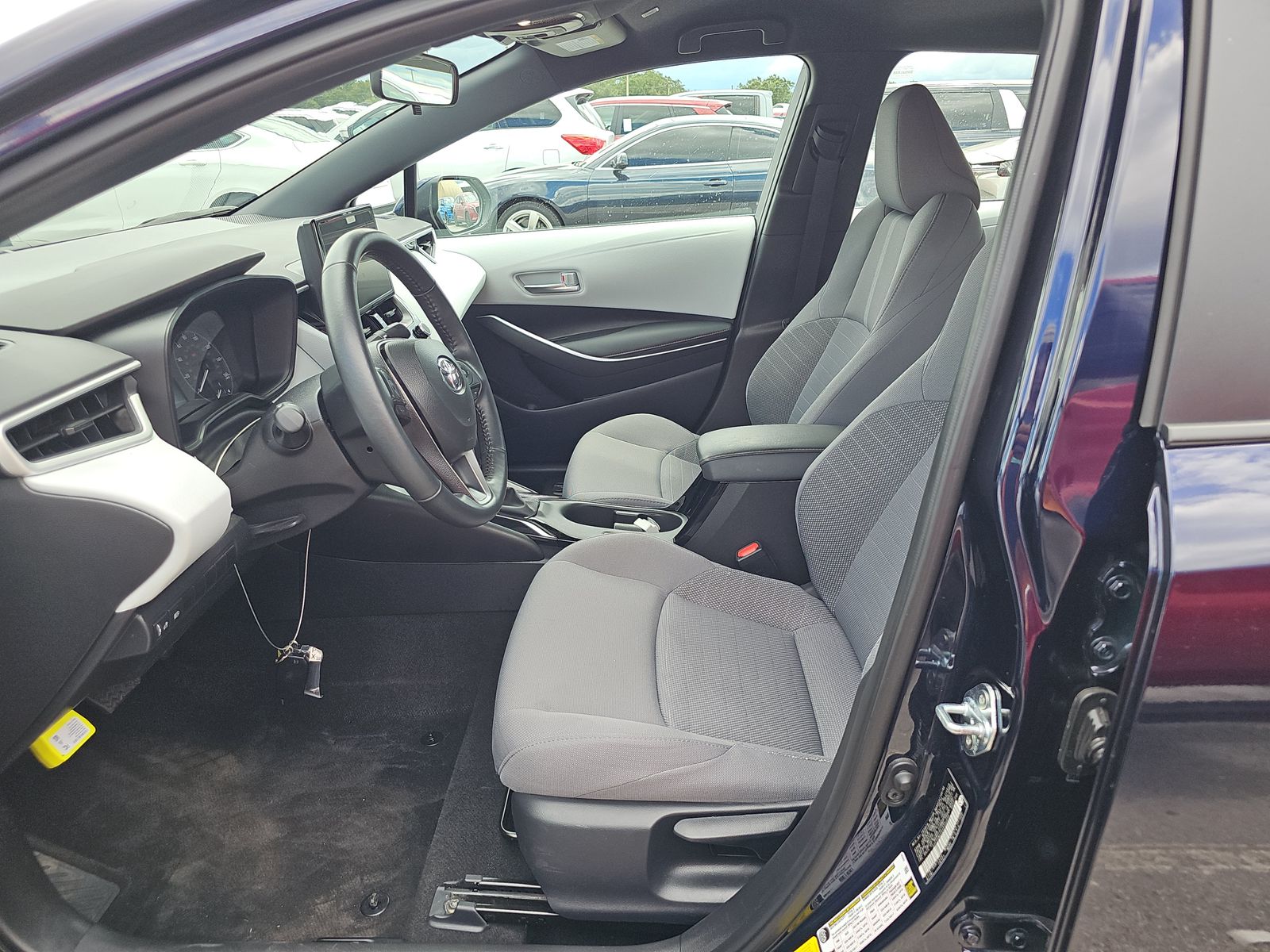 2025 Toyota Corolla SE FWD