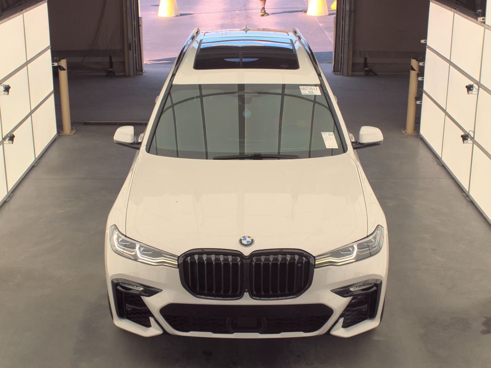 2020 BMW X7 M50i AWD