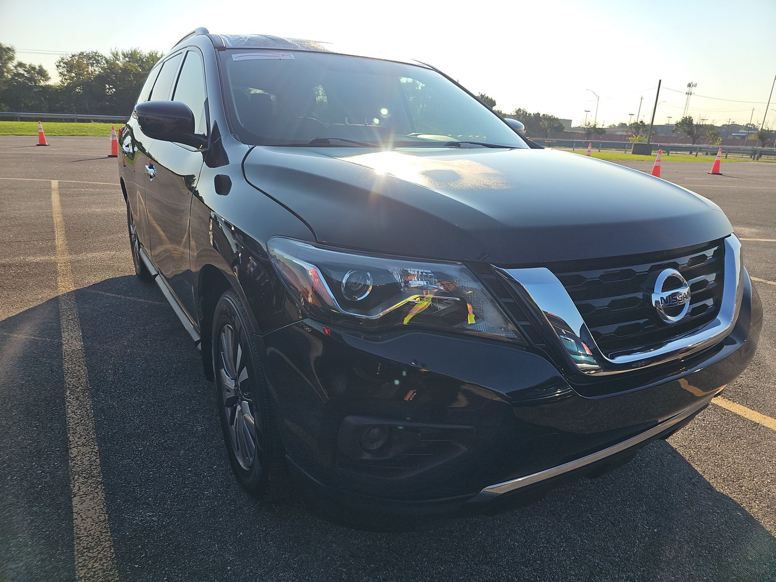 2019 Nissan Pathfinder S FWD
