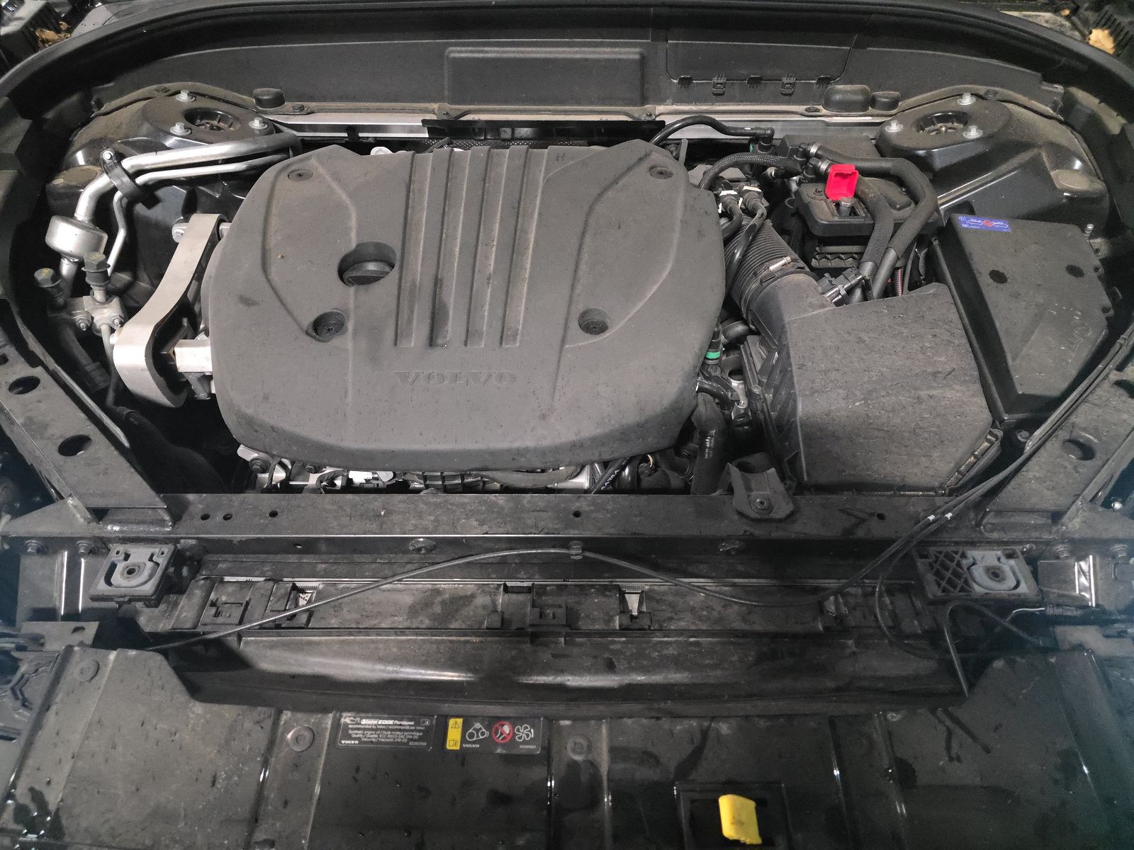 2025 Volvo XC60 B5 Plus AWD