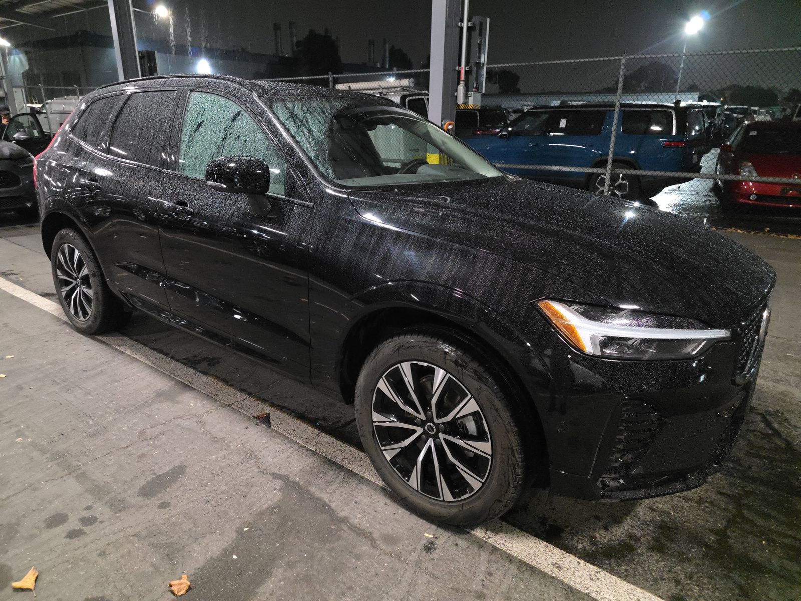 2025 Volvo XC60 B5 Plus AWD