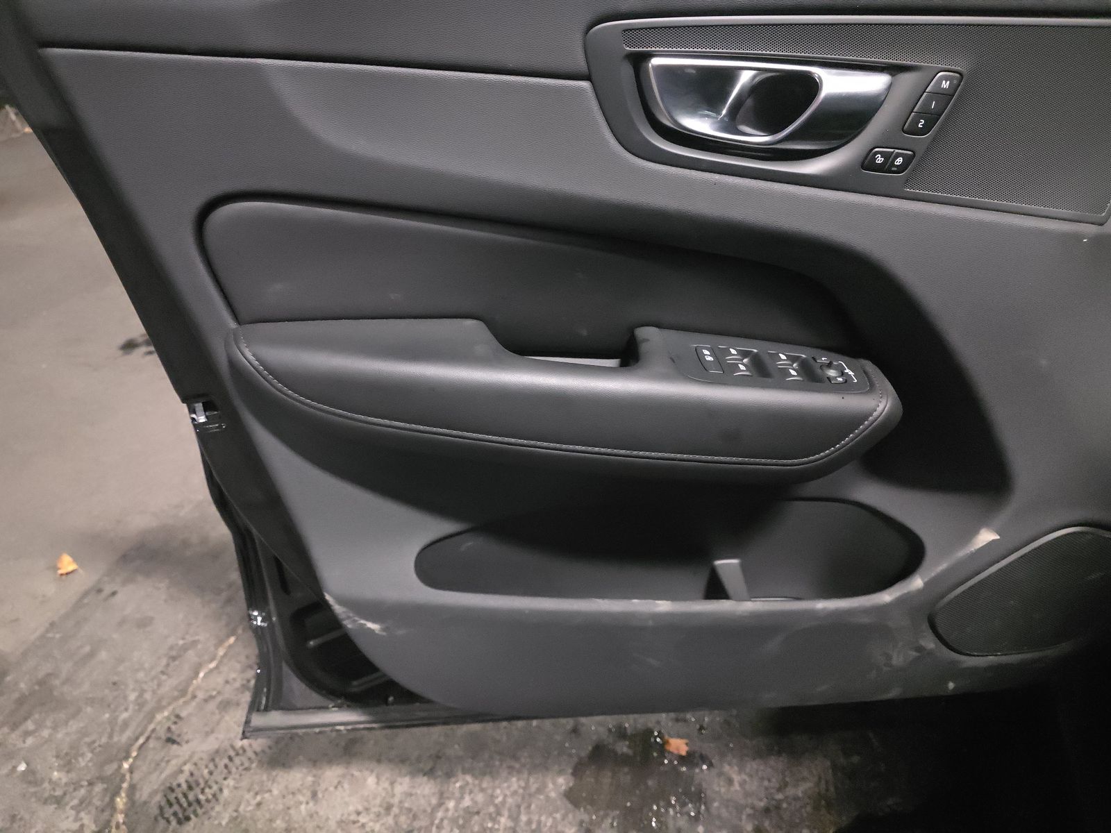 2025 Volvo XC60 B5 Plus AWD