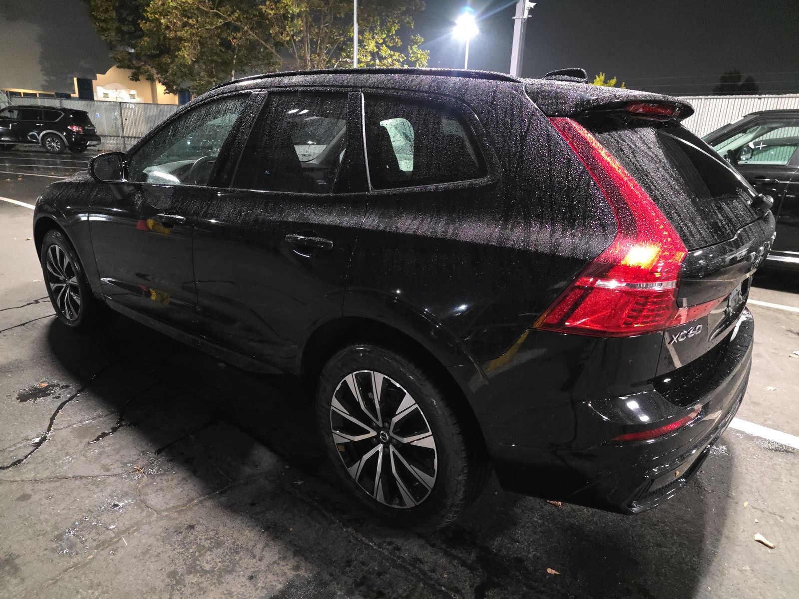 2025 Volvo XC60 B5 Plus AWD