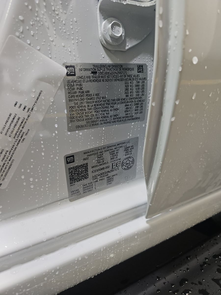 2022 Chevrolet Silverado 1500 RST AWD